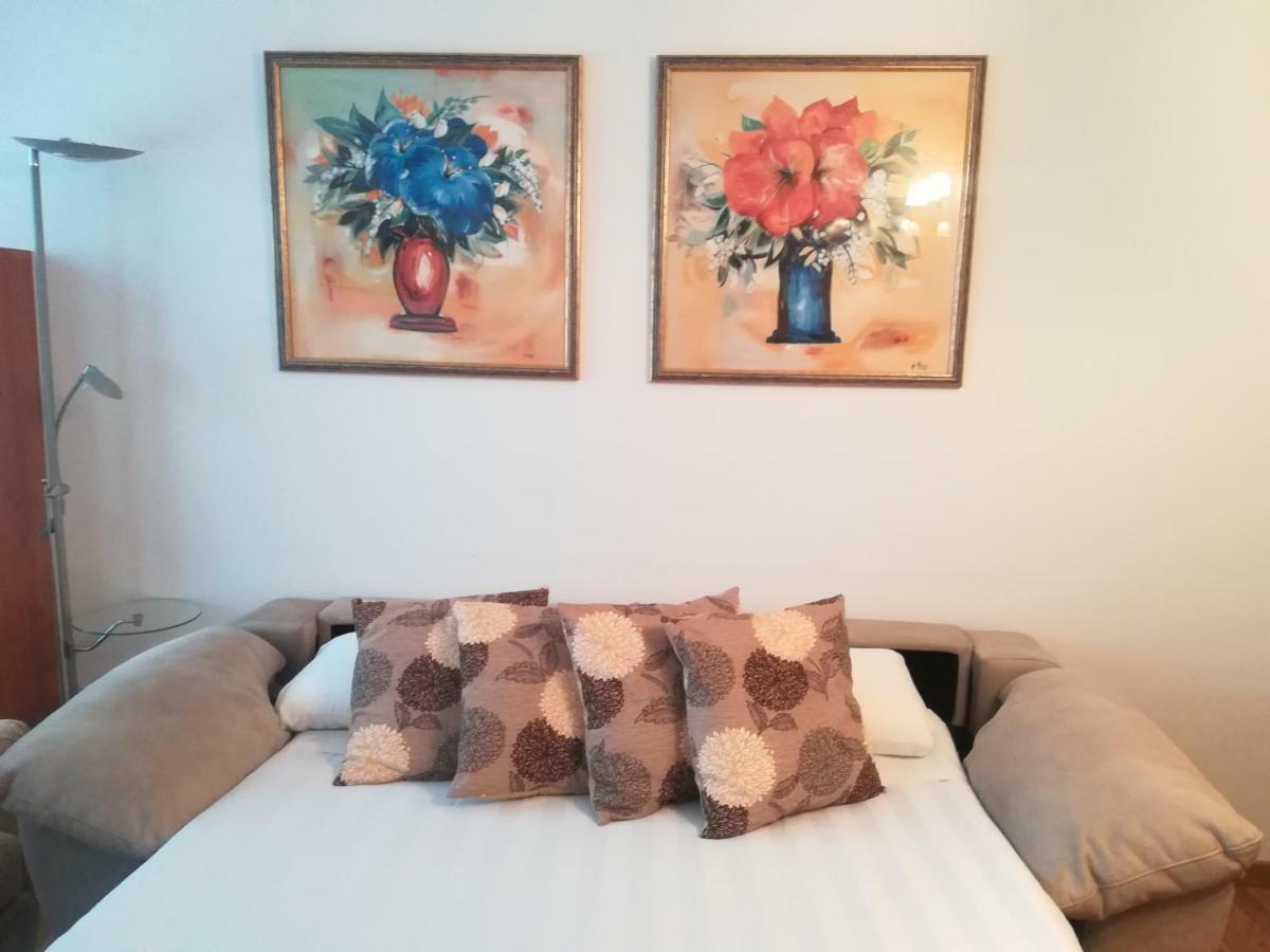 Apartamento "Paseo Del Sauco" Ezcaray Exterior photo